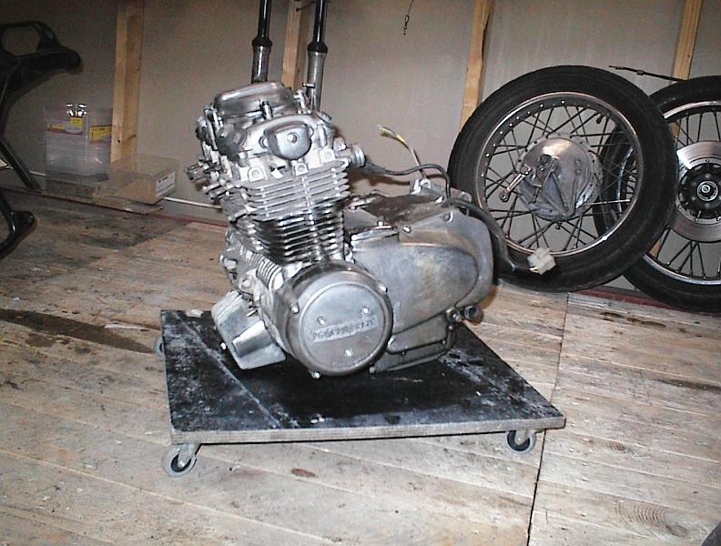 018-Honda_slaktad.jpg - Slaktad Honda 550 K3  -77