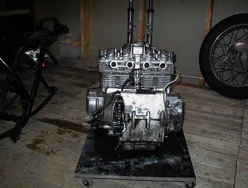 019-Honda_slaktad.jpg - Slaktad Honda 550 K3  -77