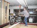 008-Honda_upp_pa_loftet